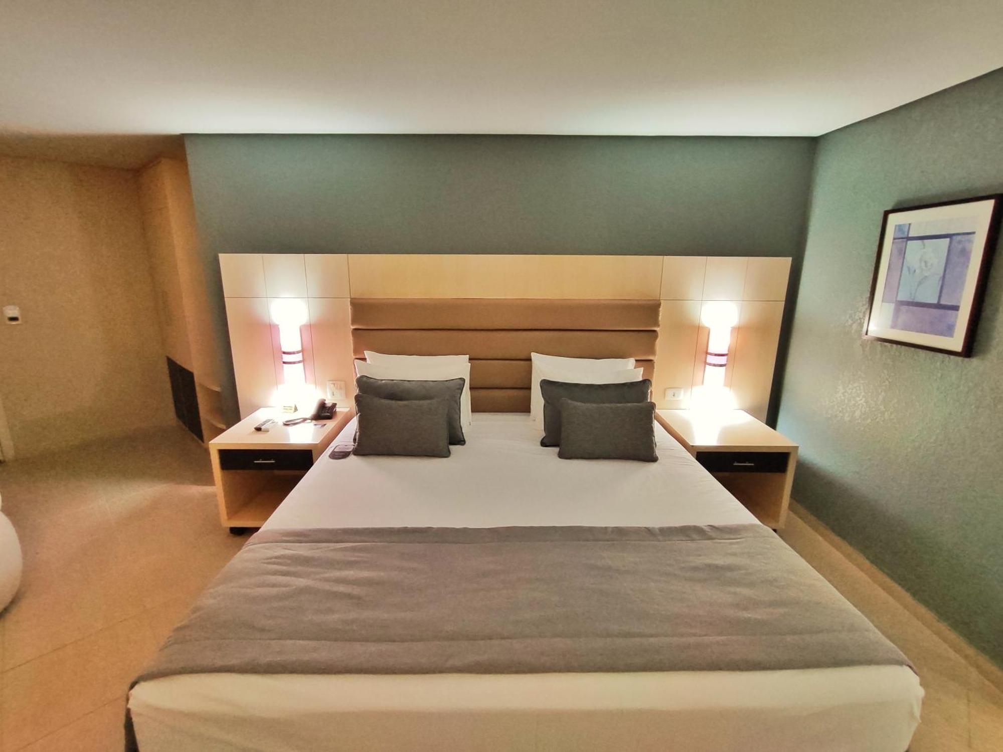 Hotel Metropole Maringá Eksteriør billede